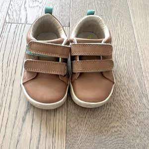 Ten Littles Size 5 Shoe